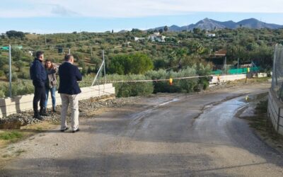 El Ayuntamiento toma medidas inmediatas tras el derrumbe en el camino El Grijo ocasionado por las intensas lluvias