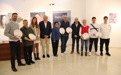 Entrega de premios de la Ruta de la Tapa ‘Alhaurín Alha_Boca’ en la biblioteca municipal