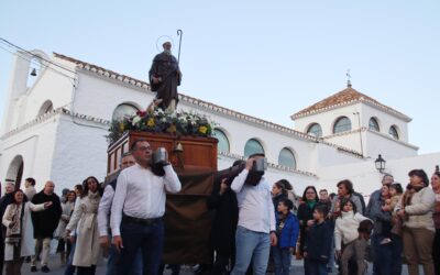 San Antón vuelve a llenar de tradición y festividad el barrio de El Chorro