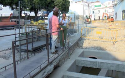 Avanzan las obras en calle Ollerías hasta su tramo más alto con la instalación del primer aliviadero de pluviales del casco urbano