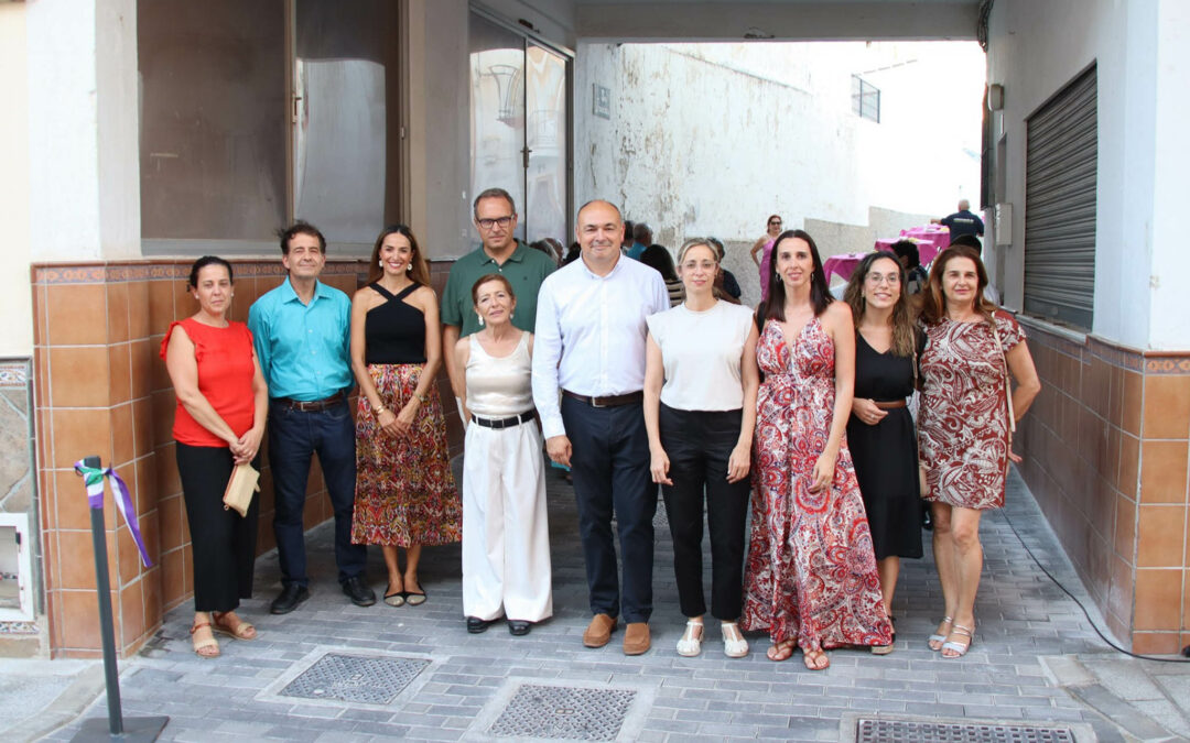El Ayuntamiento inaugura las renovadas calles San José y San Francisco tras una esperada transformación