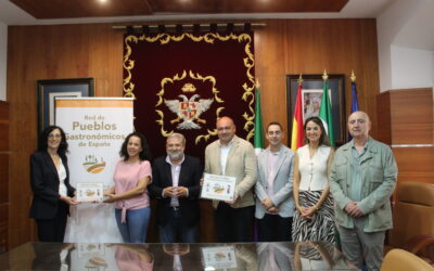 La incorporación de Alhaurín el Grande a la Red de Pueblos Gastronómicos de España se hace oficial con un acto institucional