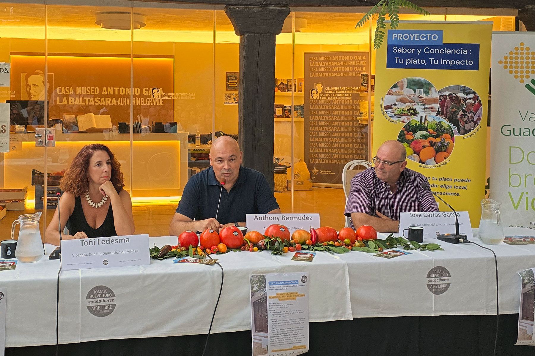 Alhaurín el Grande destaca el tomate Huevo Toro como símbolo de identidad y sostenibilidad